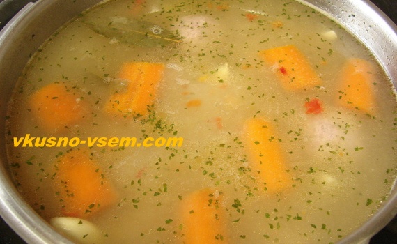 Холостяцкий суп с фрикадельками